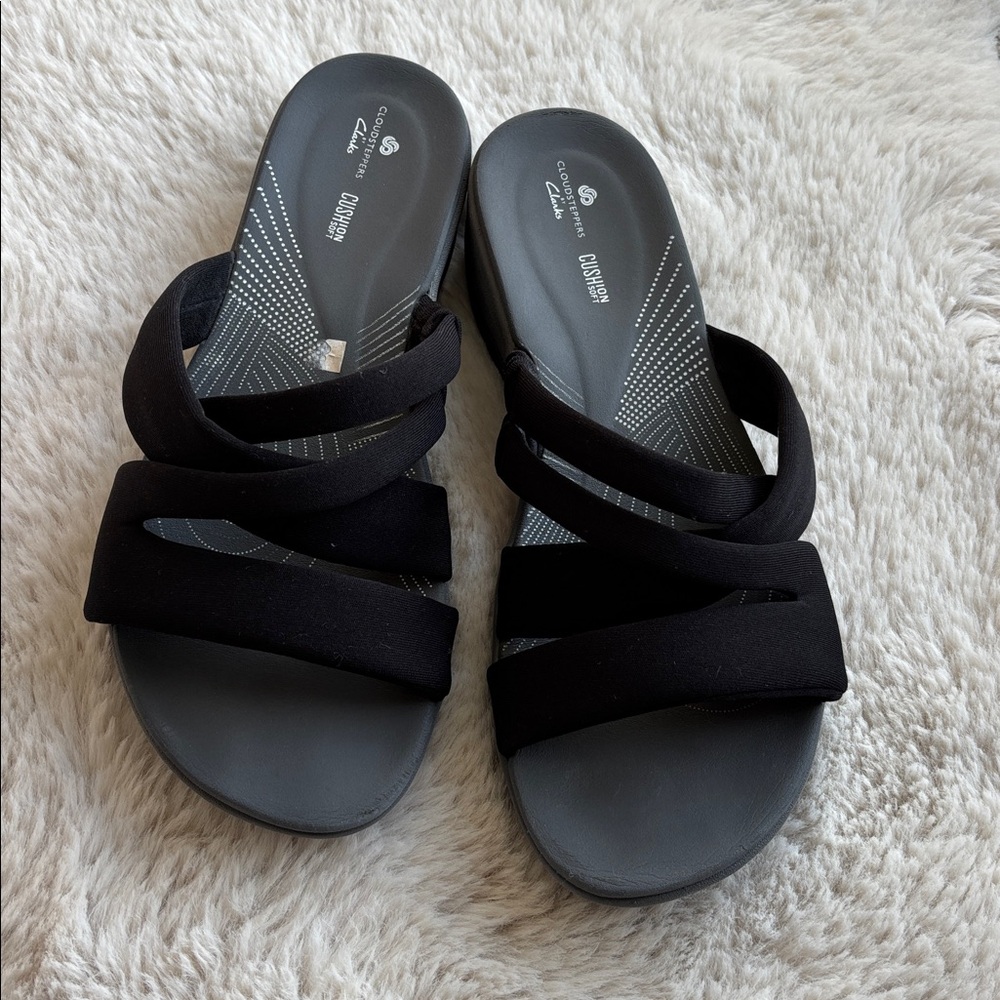 Clarks Cloudsteppers Black Cushion Soft‎ Strap Sandals Women’s Size 9.5